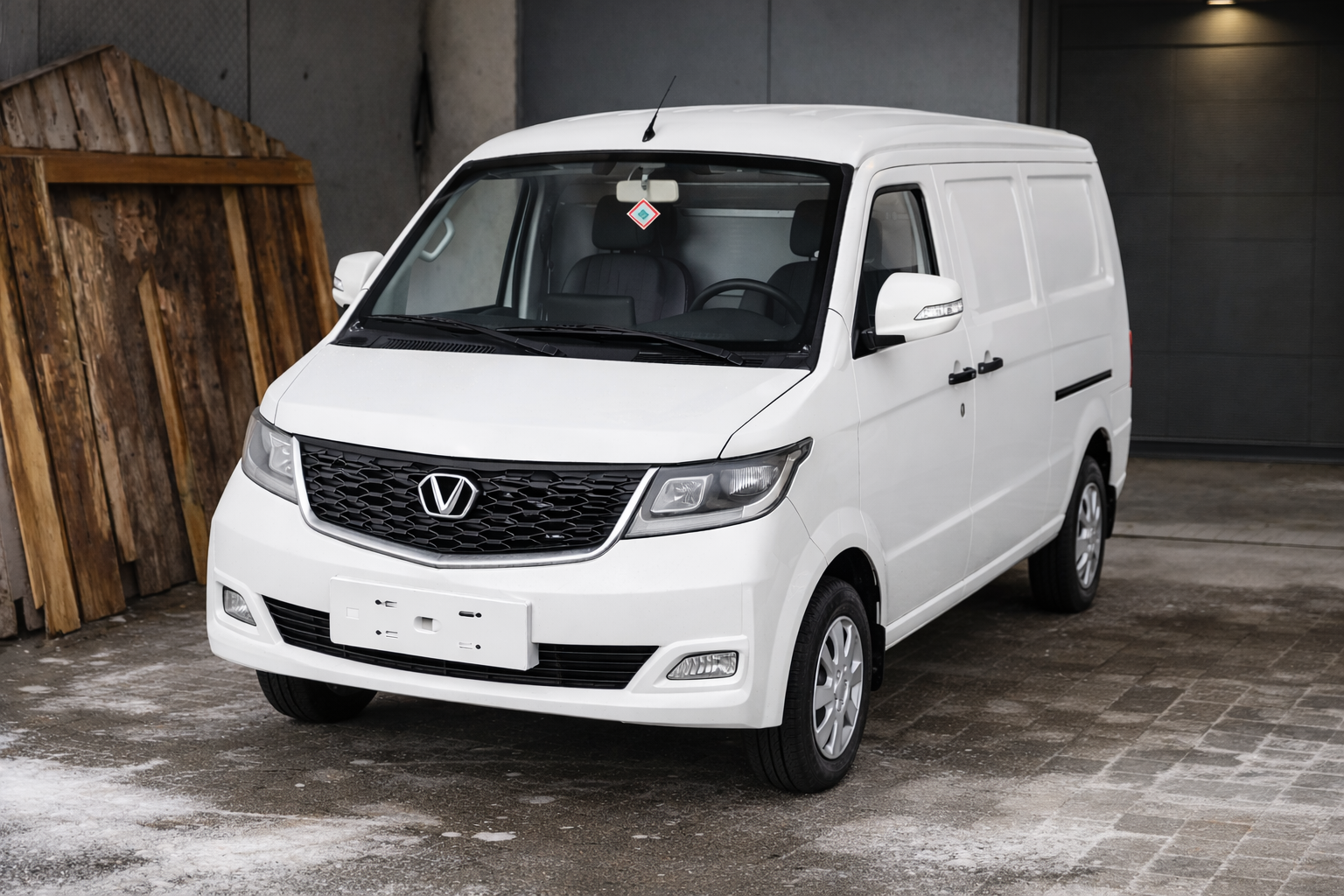 Božice: Rozlehlá obec, kde Victory V1E zvládá každodenní provoz